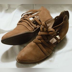 Seychelles So Blue booties